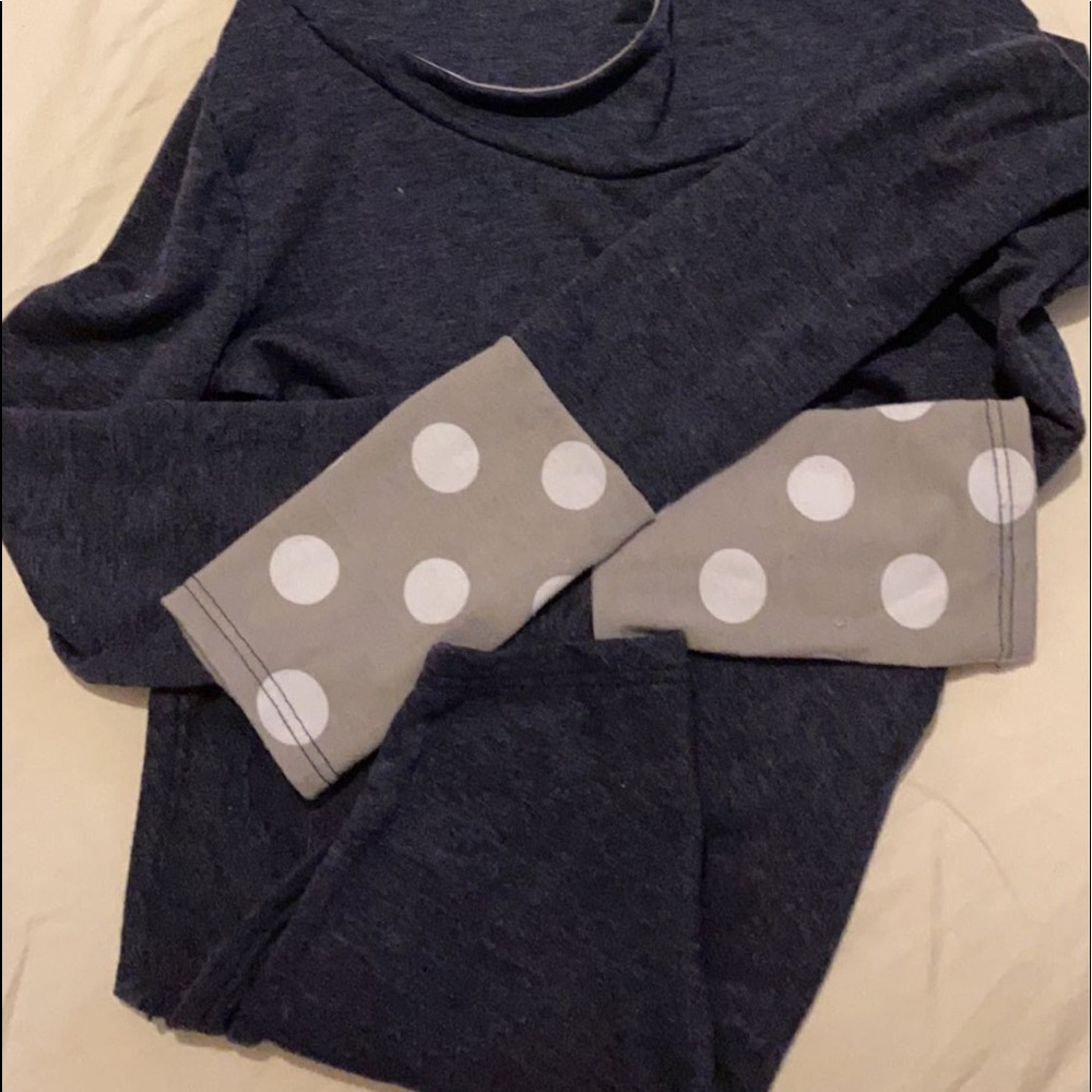 Sweater - Picture 2 of 2